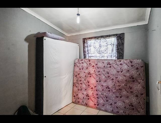 2 BEDROOM HOUSE FOR SALE IN BUFFALO FLATS
